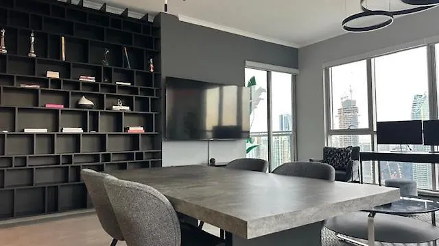 Luxury In The Sky - 1Br Burj Inner Circle Dubai Apartment